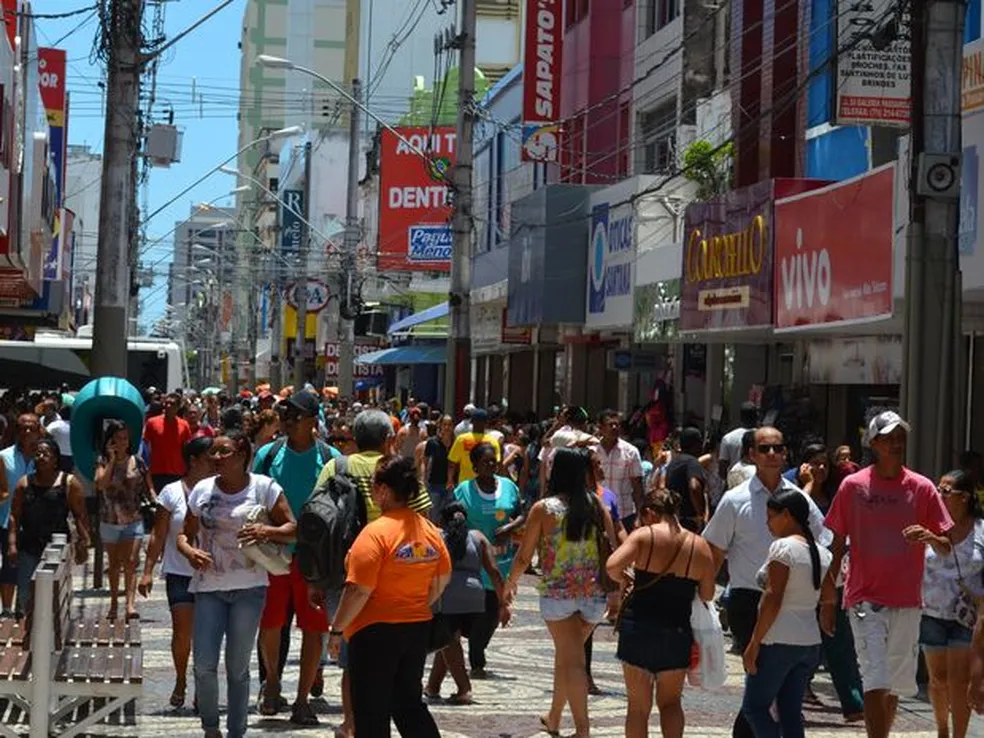 Centro de Aracaju já registra intensa movimentação.