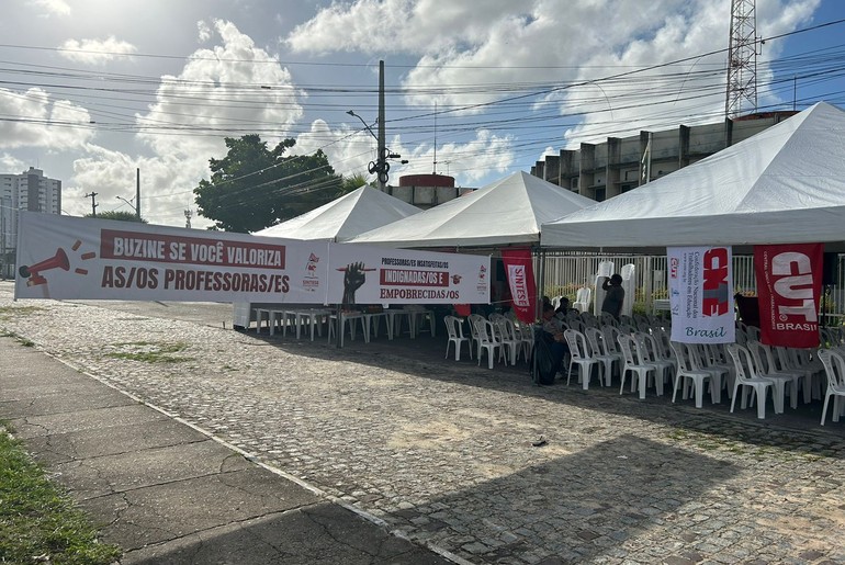 Protesto de três dias continua apesar da decição de suspensão do Tribunal de Justiça do Estado