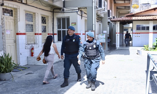 Policiais presente nos locais de votação, trabalho eficaz da PM