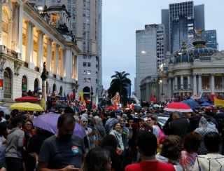 Centrais sindicais rejeitam anistia a golpistas de 8 de janeiro