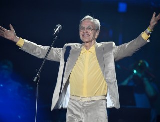 Caetano Veloso planeja pausa na carreira com 