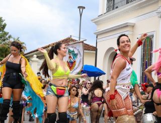 Exigências e burocracia dificultam blocos do carnaval do Rio