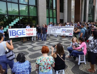 Governo suspende criação de fundação do IBGE