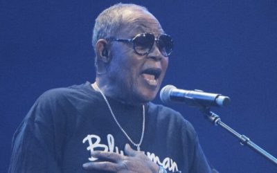 Sam Moore, lendário cantor de soul, morre aos 89 anos